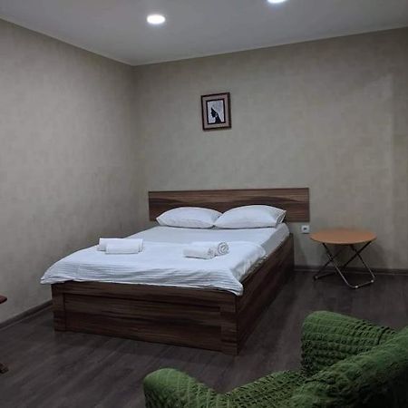 Lagaza'S Home Pekini ティビリシ エクステリア 写真